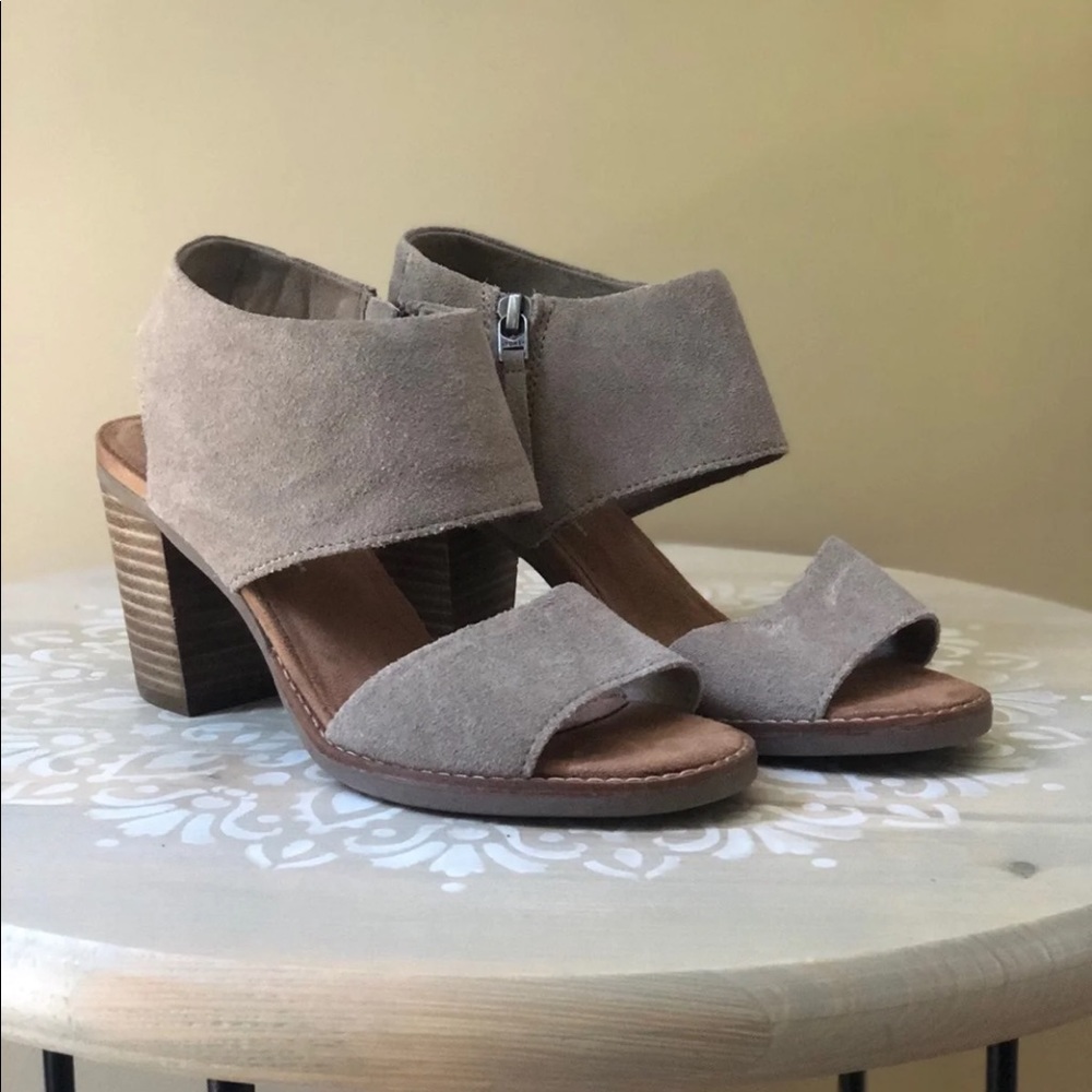 TOMS Open-Toe Cutout Wedge Sandals